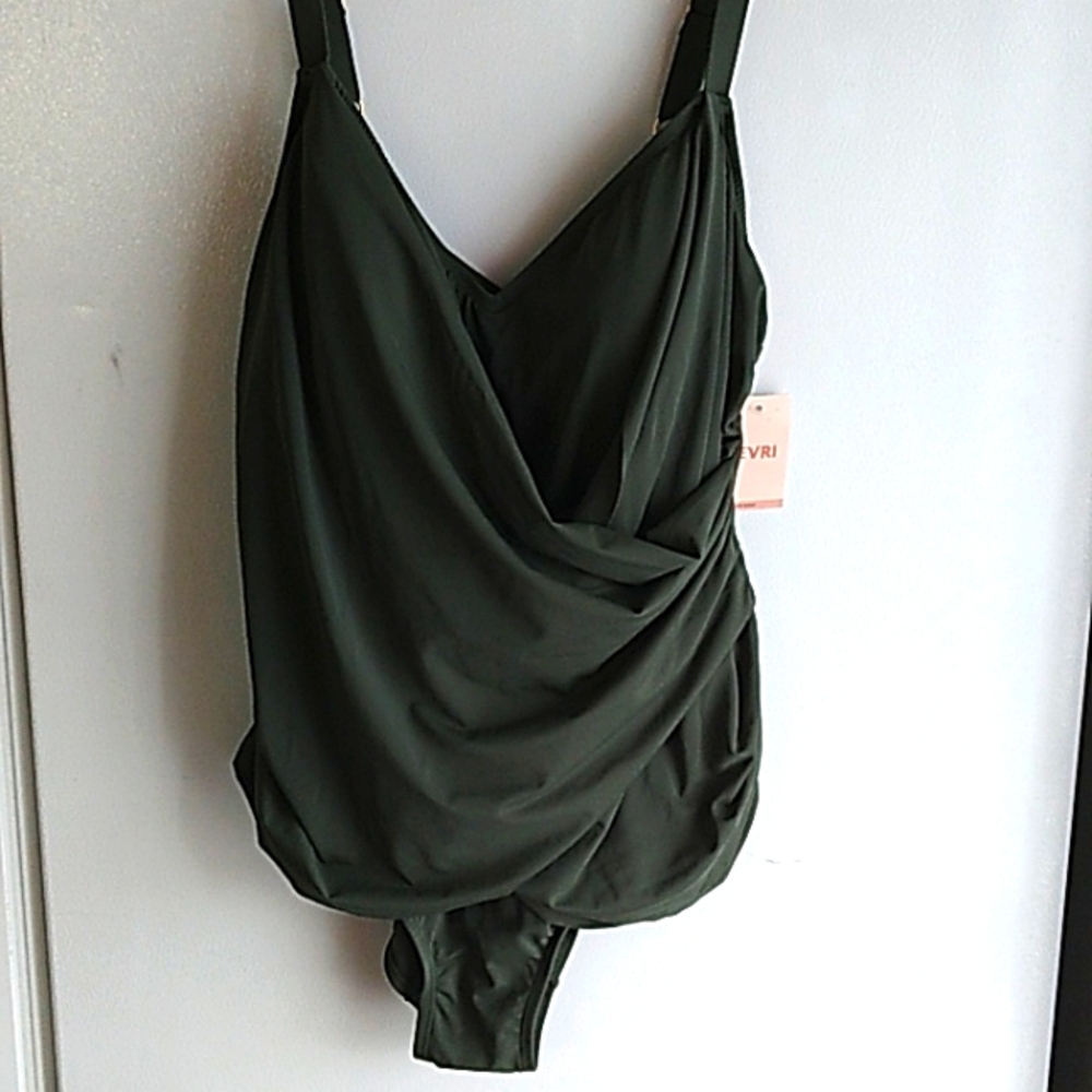 EVRI 2X‎ 20W-22W Zoe One Piece Wrap Swimsuit Sage New With Tags